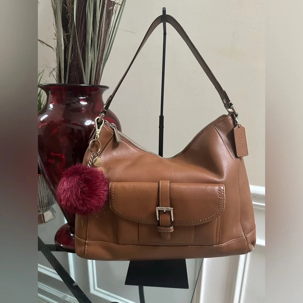 🌹 Coach Y2K Charlie • Tan Leather Shoulder Hobo Bag with Front Buckle Pocket